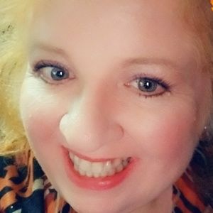 Meet your Posher, Darlene